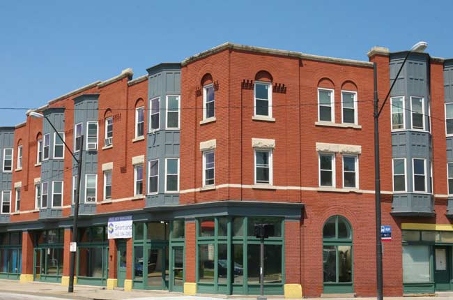 Luxury Apartments in Shaker Heights, OH | The Colony Apartments